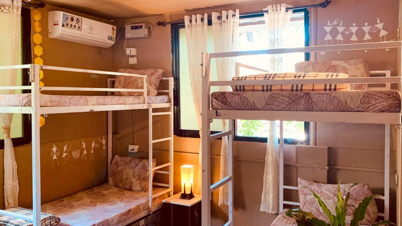 Rootsvilla Vagator - Longstays, Coworking Backpacker'S Hostel المظهر الخارجي الصورة